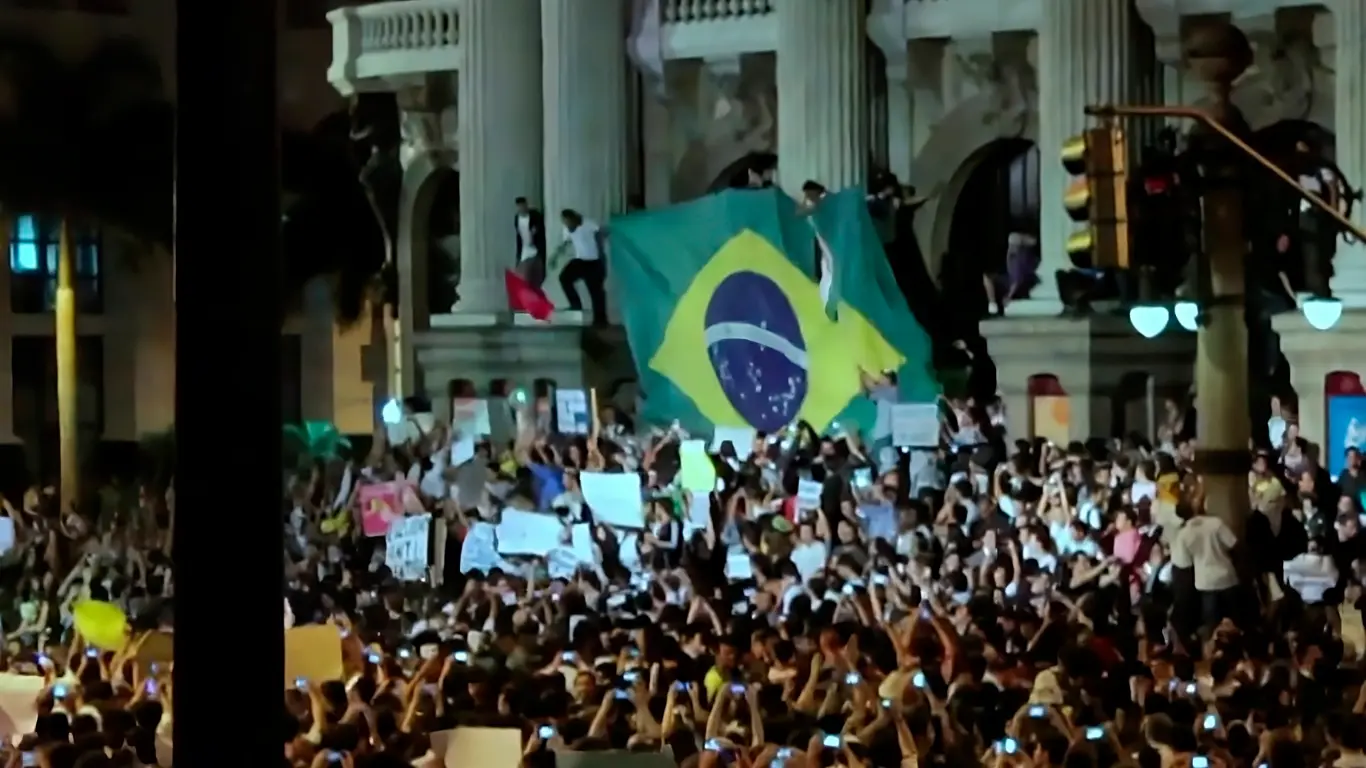 Poster do vídeo Quem Manda no Baile?